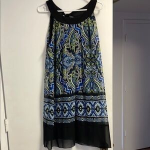 Elegant Blue and Green Patterned Dress